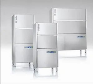 Машина котломоечная Winterhalter Uf-M Energy C дозаторами и полкой – купить в Челябинске по цене завода