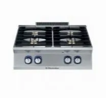 Купить плита 4 конфорочная 700 серии electrolux professional e7gcgh4c00 371001 газ в Челябинске – цена завода, доставка до двери | RuOborudovanie.ru