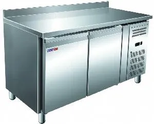 Стол холодильный Cooleq Gn2200Tn бортик – купить в Челябинске по цене завода