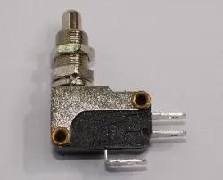 Микровыключатель Airhot для фритюрницы Ef4/4+4/6/6+6/8 – купить в Челябинске с доставкой Микровыключатель Airhot для фритюрницы Ef4/4+4/6/6+6/8