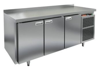 Стол охлаждаемый Hicold GN 111/TN (-2+10), 3 двери, 1835х700х850 – купить в Челябинске по цене завода